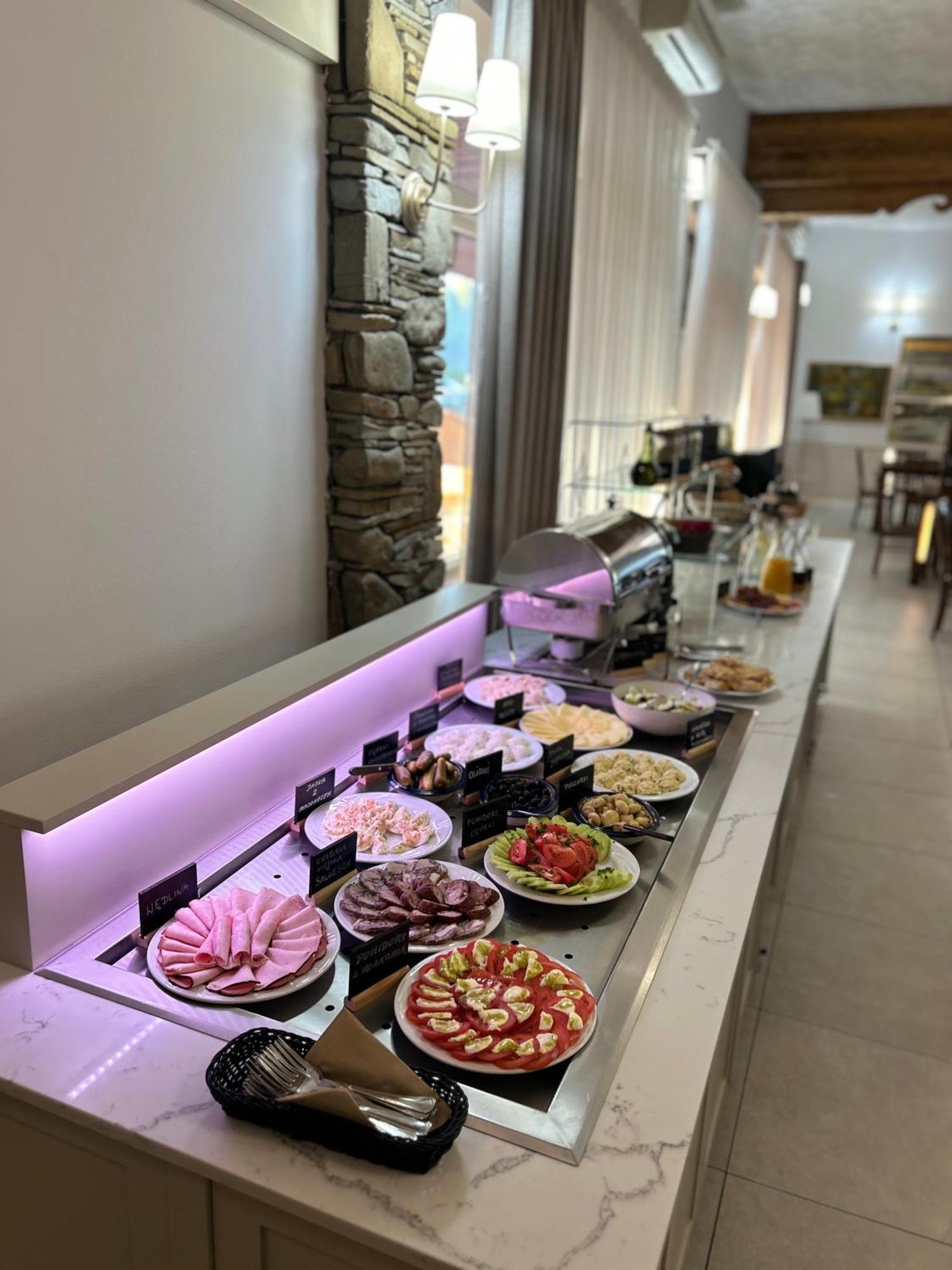 Hotel Nad Raba - Bochnia Bagian luar foto