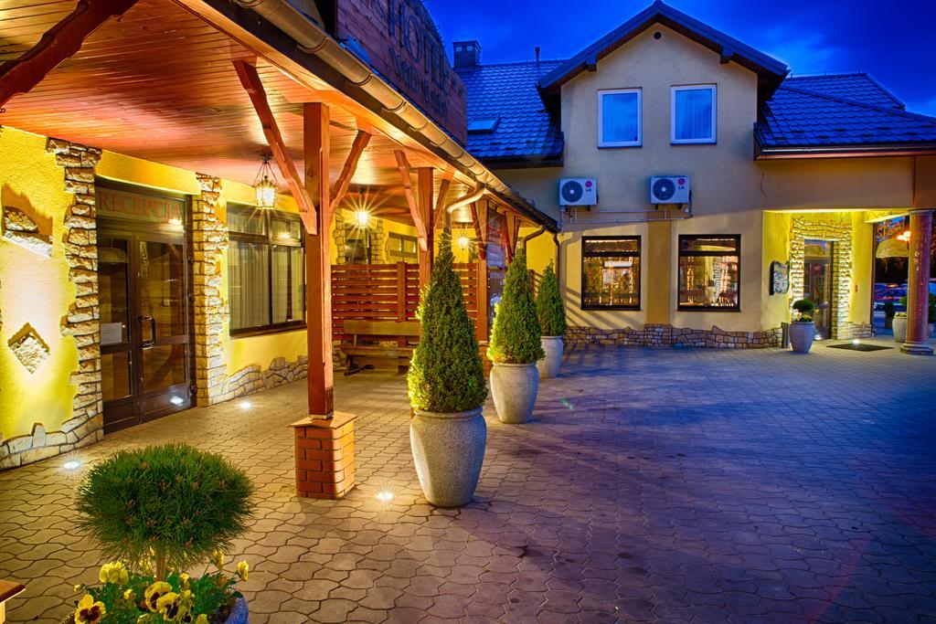 Hotel Nad Raba - Bochnia Bagian luar foto